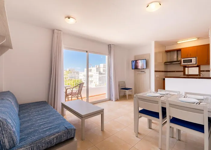 Apartamentos Avenida - MC Apartamentos Ibiza